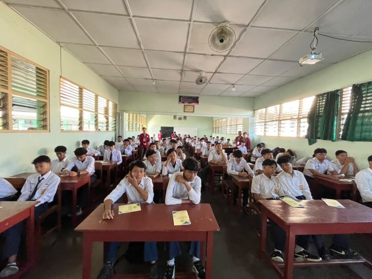 Suasana kegiatan Pra MPLS di SMK Tamansiswa Jetis tanggal 7 Juni 2024, dengan peserta didik baru mengikuti pembekalan tata tertib di sekolah